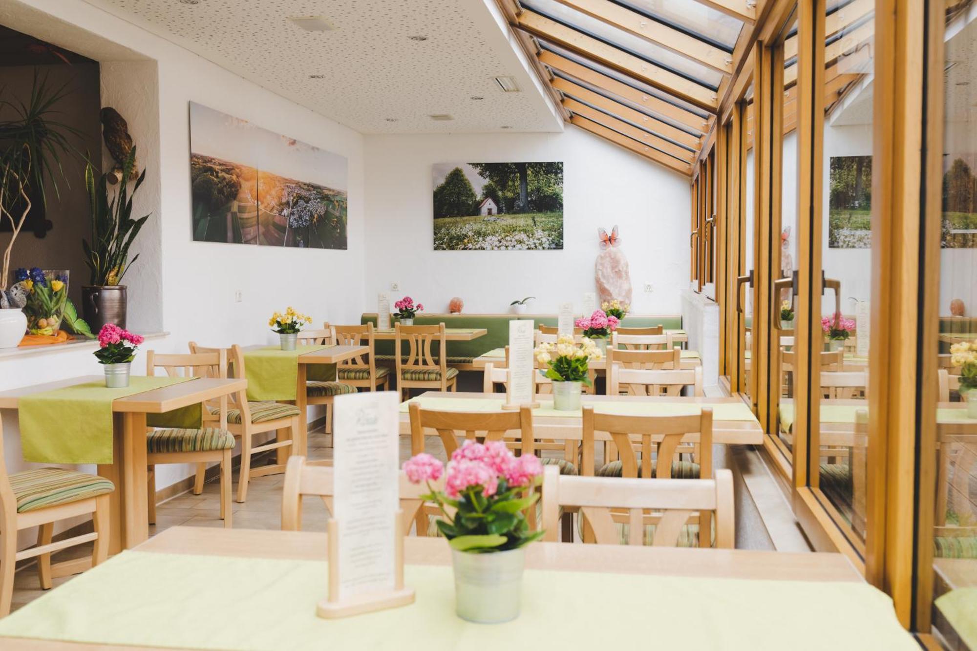 Hotel Gasthof Roessle Westerheim Exterior foto