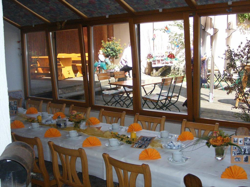 Hotel Gasthof Roessle Westerheim Exterior foto